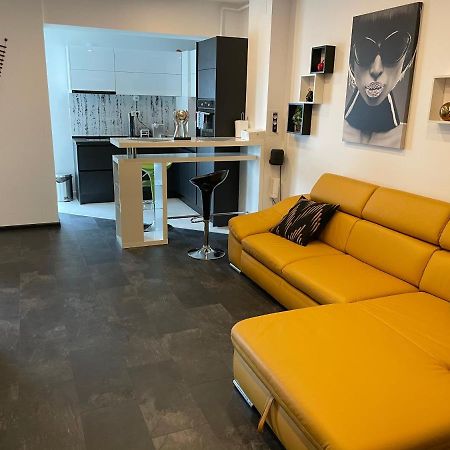 Fancy Westpark 2 Residence Lakeview W7 Bukurešť Exteriér fotografie