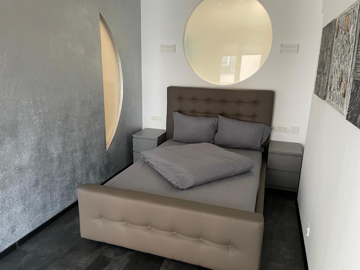 Fancy Westpark 2 Residence Lakeview W7 Bukurešť Exteriér fotografie