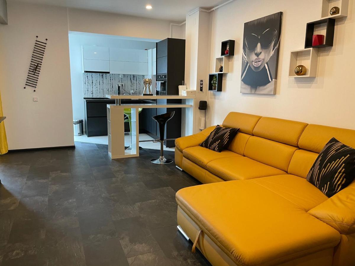 Fancy Westpark 2 Residence Lakeview W7 Bukurešť Exteriér fotografie