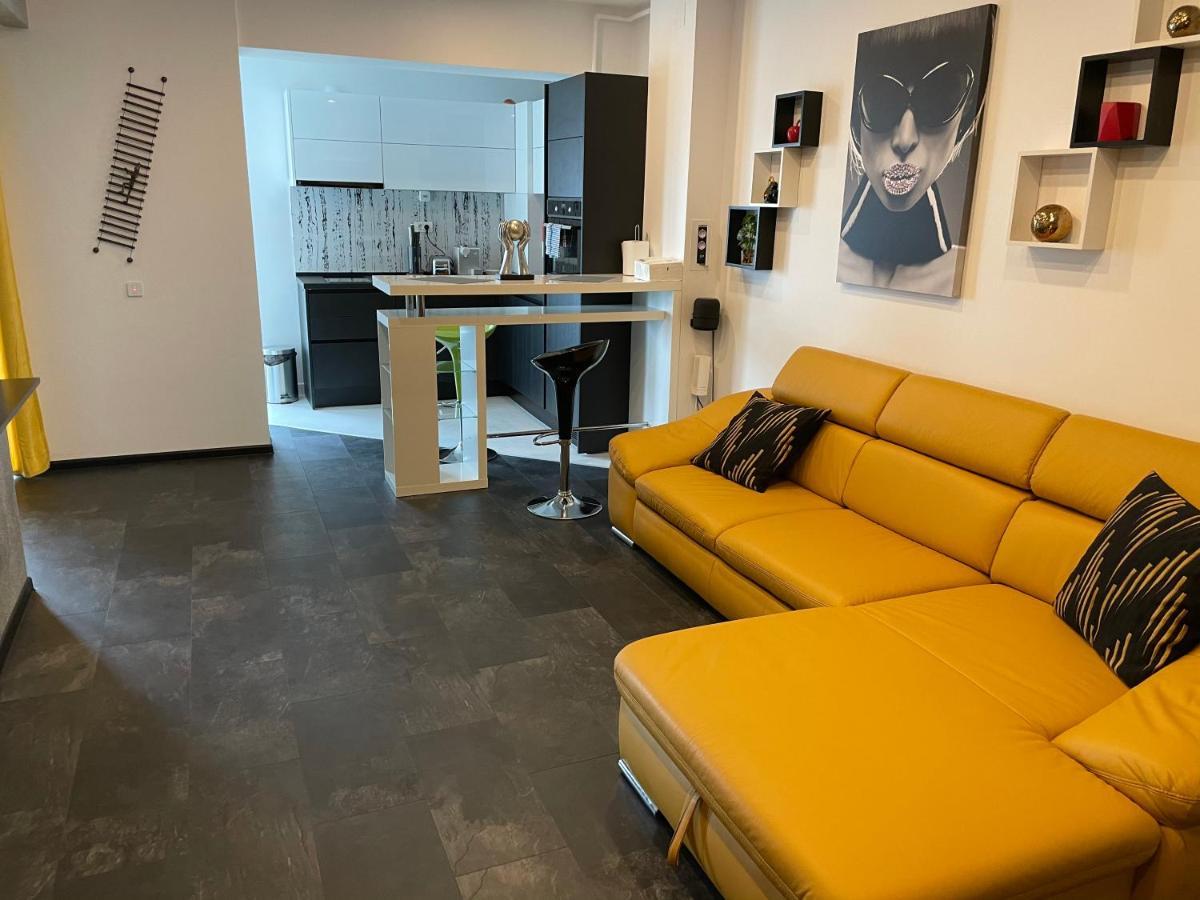 Fancy Westpark 2 Residence Lakeview W7 Bukurešť Exteriér fotografie