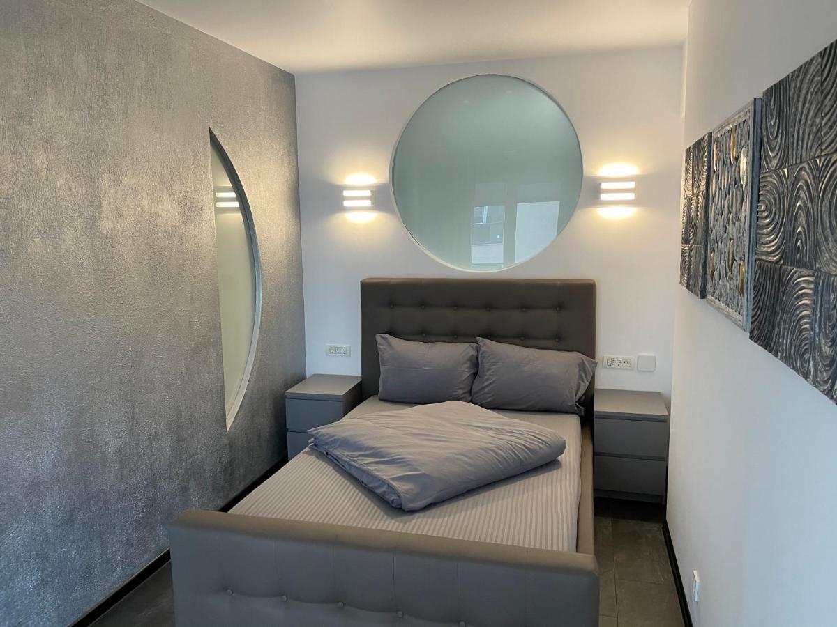 Fancy Westpark 2 Residence Lakeview W7 Bukurešť Exteriér fotografie